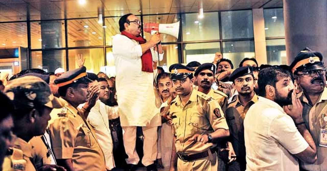 छगन भुजबळ आणि महाराष्ट्र सदन: घोटाळा की कुभांड?