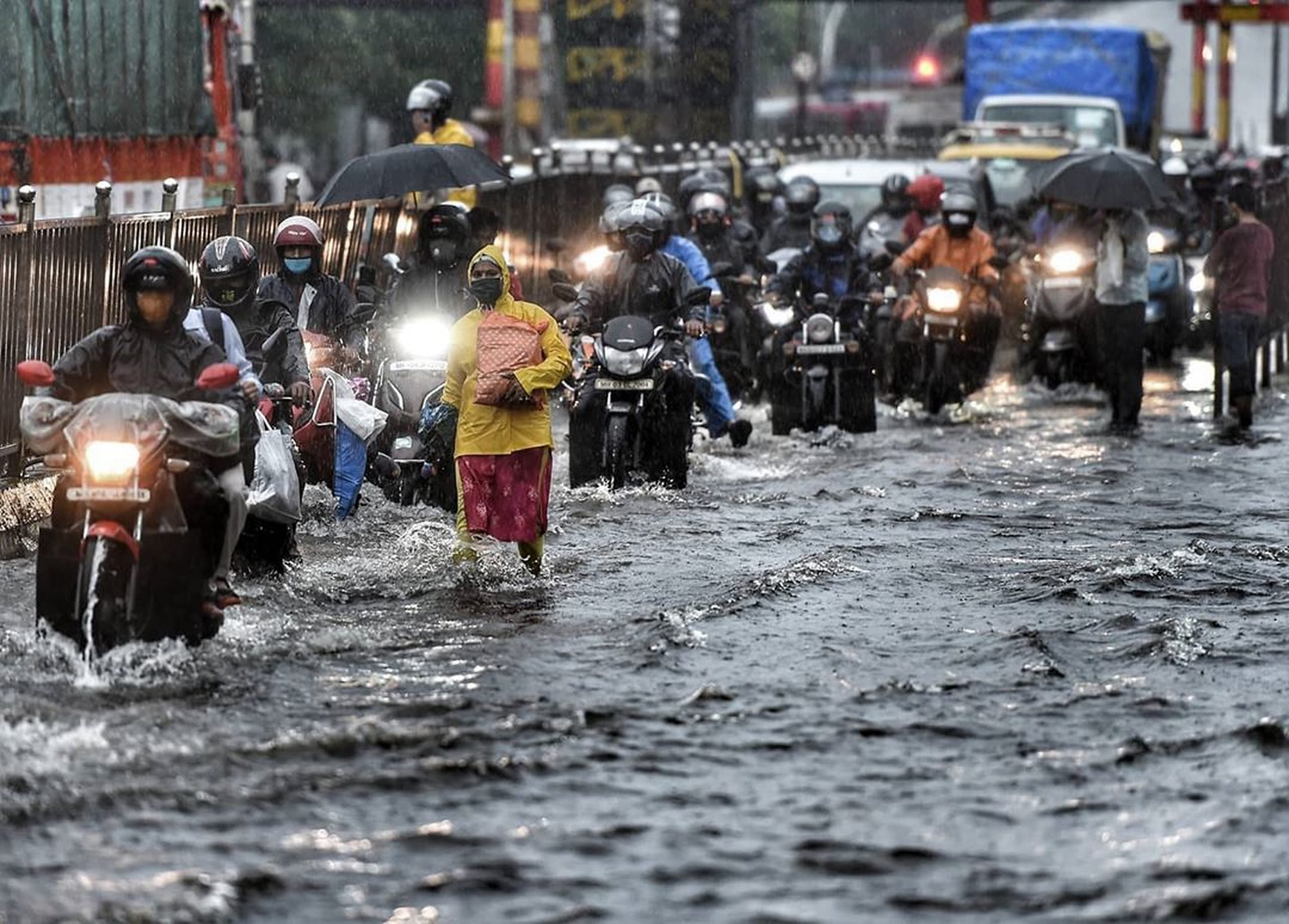 २०५० मुंबई एक तरंगतं शहर!