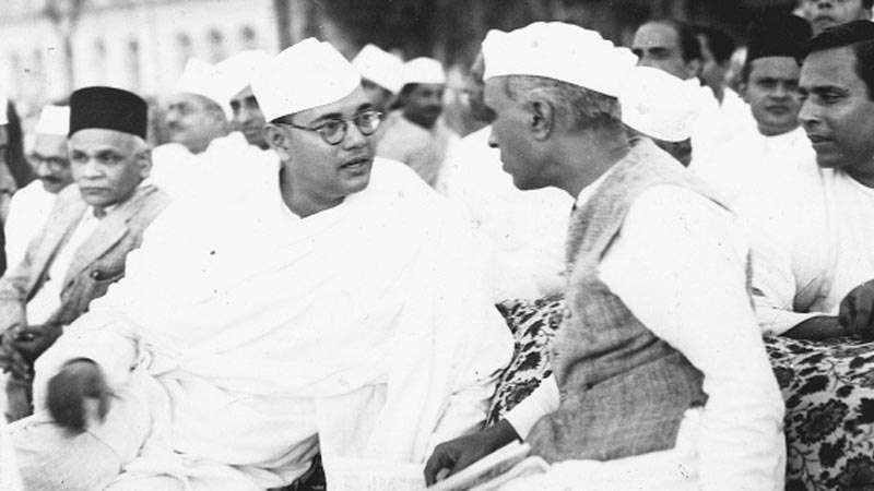 नेताजी सुभाषचंद्र बोस आणि पंडित जवाहरलाल नेहरू