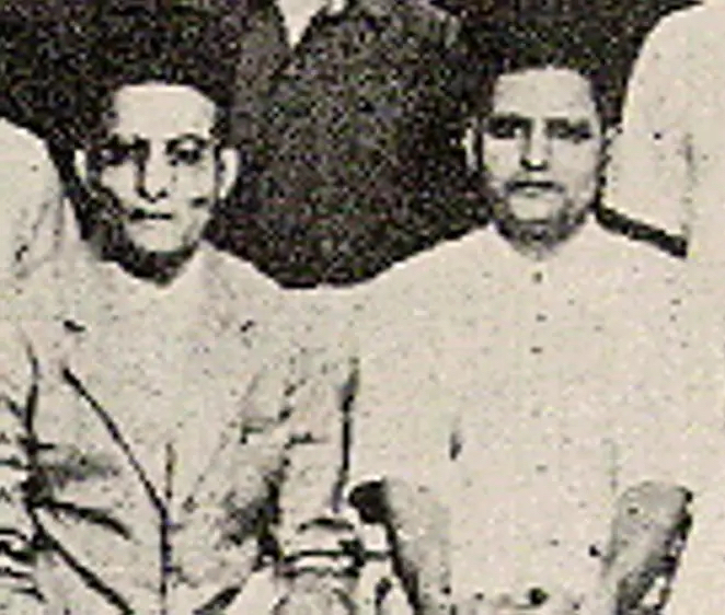 विनायक दामोदर सावरकर आणि नथुराम गोडसे 